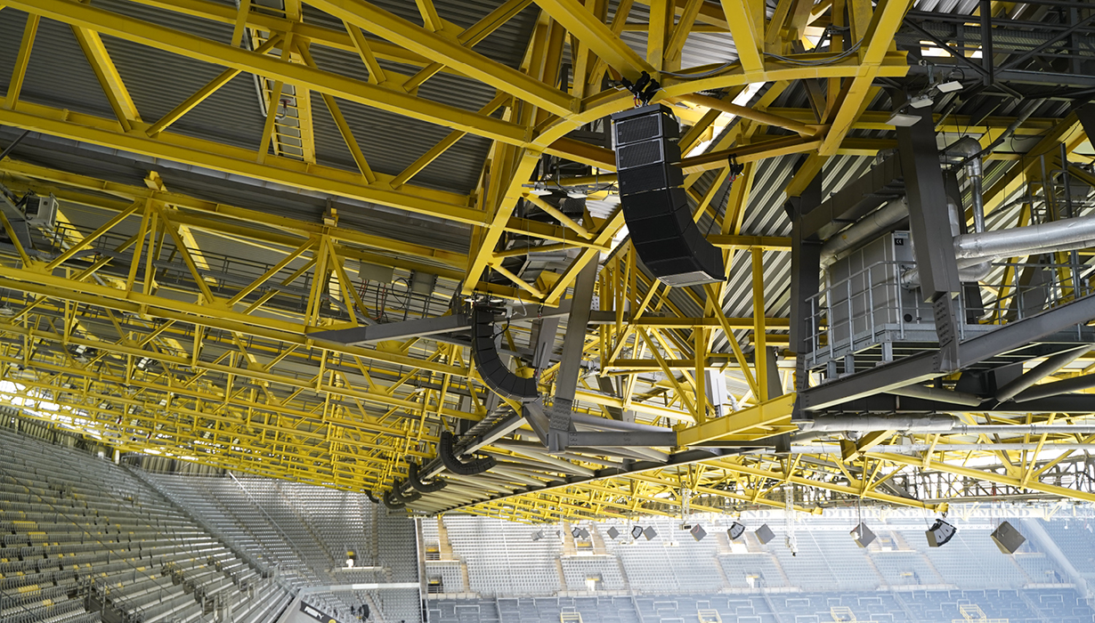 More audio power for SIGNAL IDUNA PARK with new RCF sound systems
